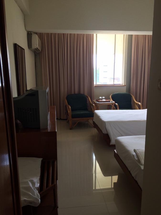 Paradorn Inn تشمبتون المظهر الخارجي الصورة